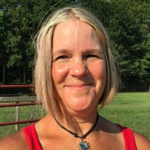 Meet your Posher, Tonia